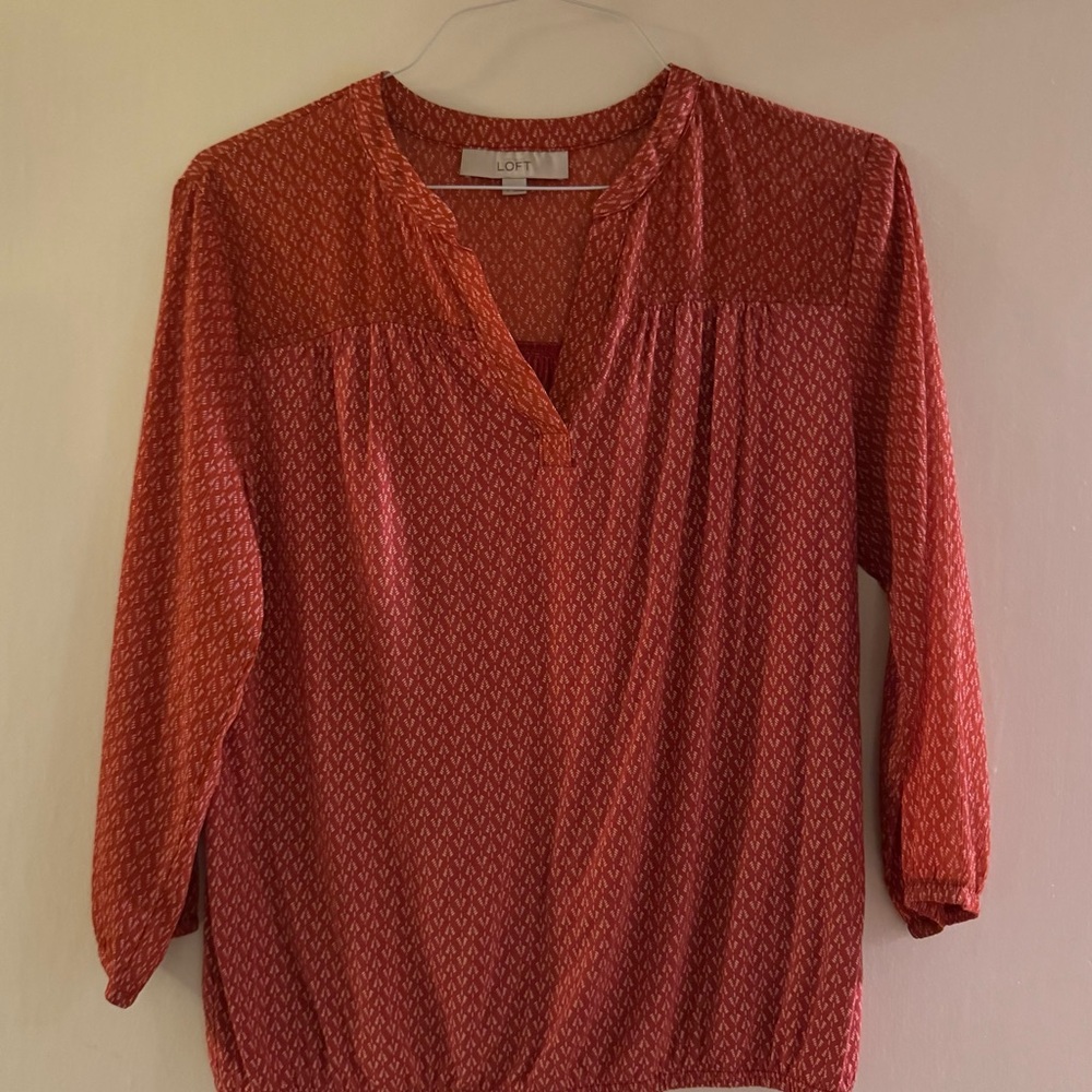 LOFT Women's Red/Clay Colored Long Sleeve Blouse